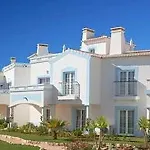 Quinta Da Encosta Velha - Santo Antonio, Villas, Golf & Resort
