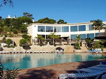 Quinta Da Encosta Velha - Santo Antonio, Villas, Golf &